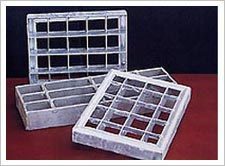 三種特殊鋼格板 錢眼產(chǎn)品解析與應(yīng)用